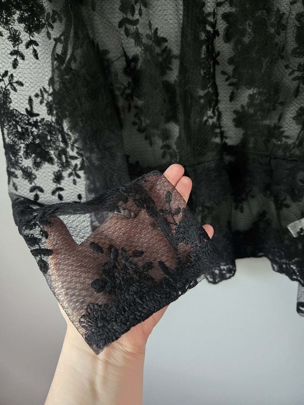 EillyBazar Black Floral Lace Sheer Long Sleeve Peplum Top Mock Neck Romantic XL - Picture 5 of 8